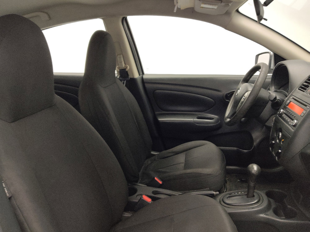 Used 2017 Nissan Versa S Plus image 21