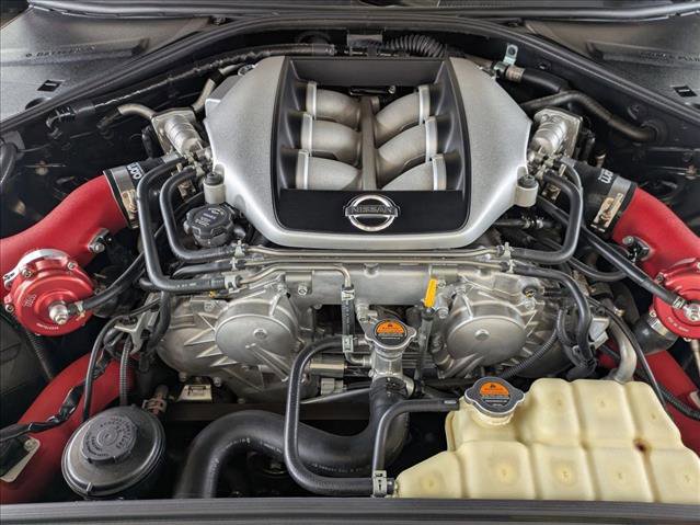 Used 2009 Nissan GT-R Premium image 22