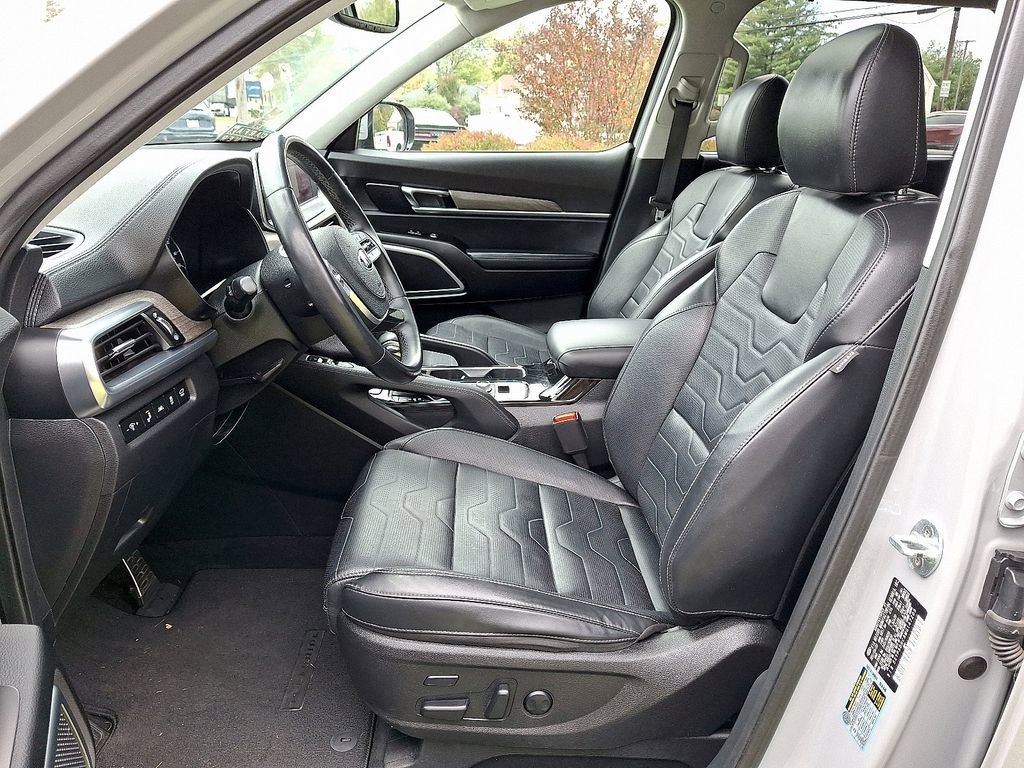 Certified 2021 Kia Telluride SX w/ SX Prestige Package image 15