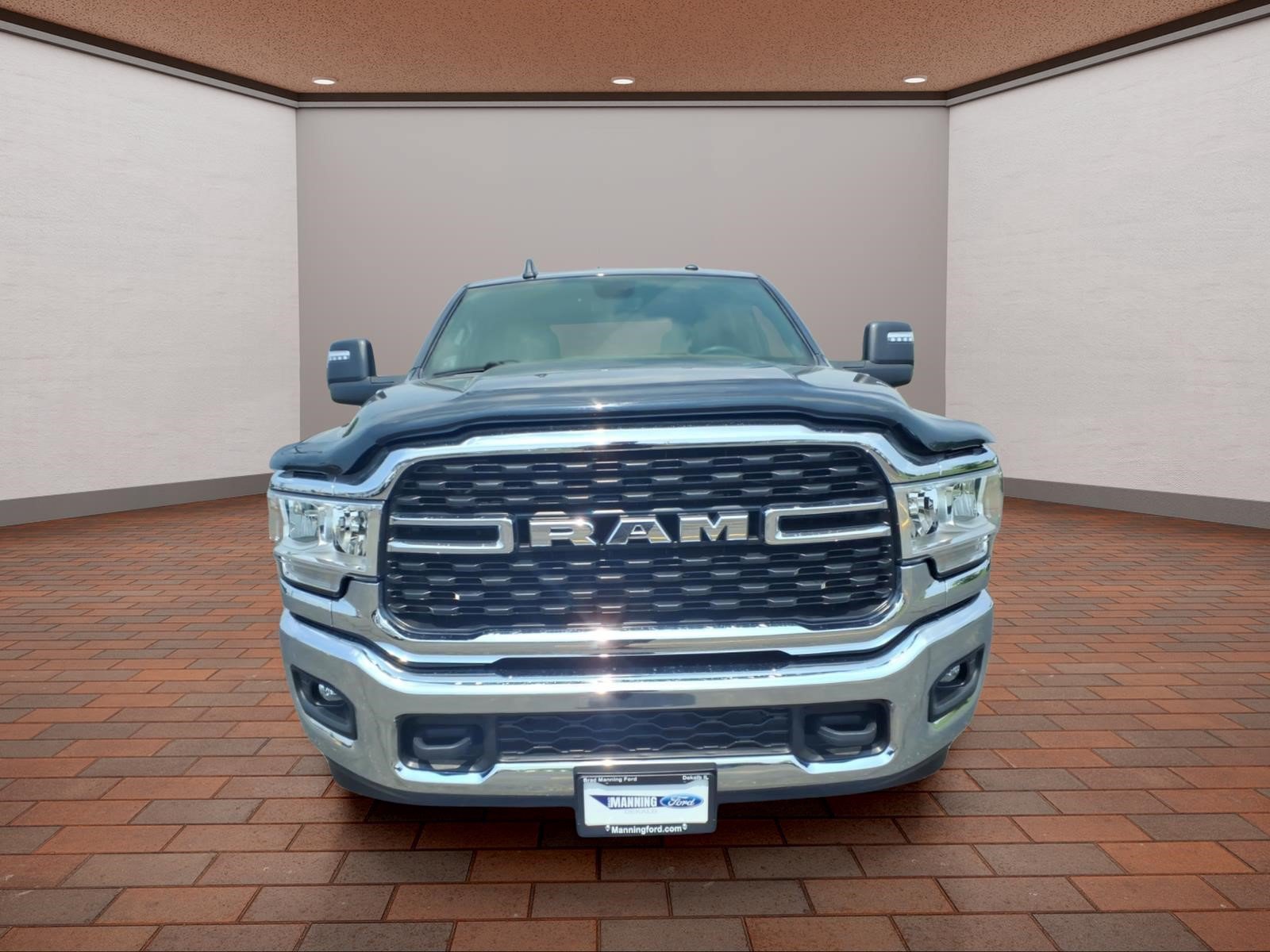 Used 2024 RAM 2500 Big Horn AWD/4WD image 3
