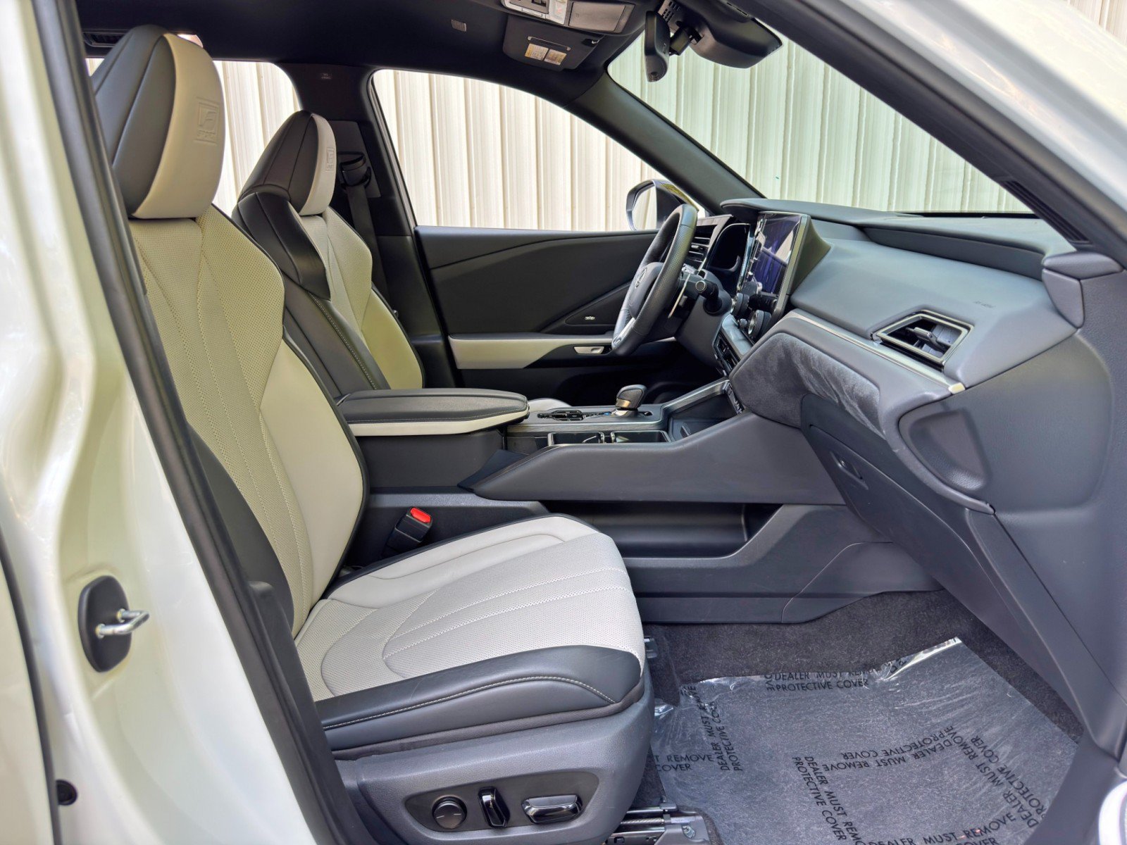 Used 2024 Lexus TX 500h AWD w/ Technology Package image 15