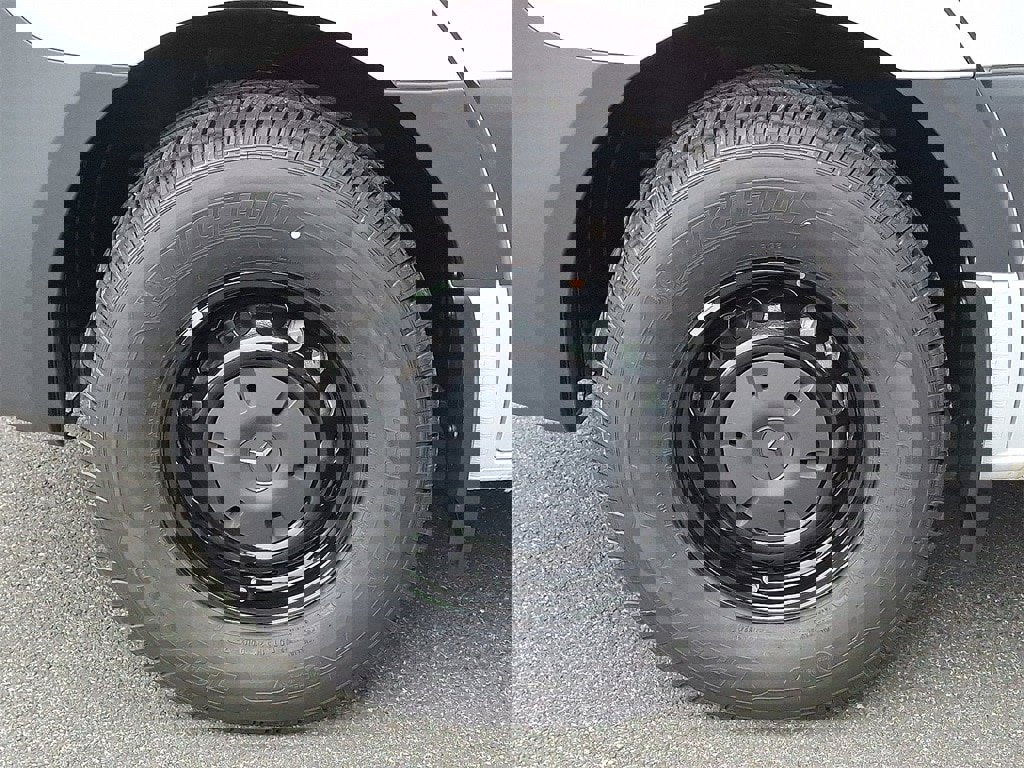 New 2025 Mercedes-Benz Sprinter 2500 image 5