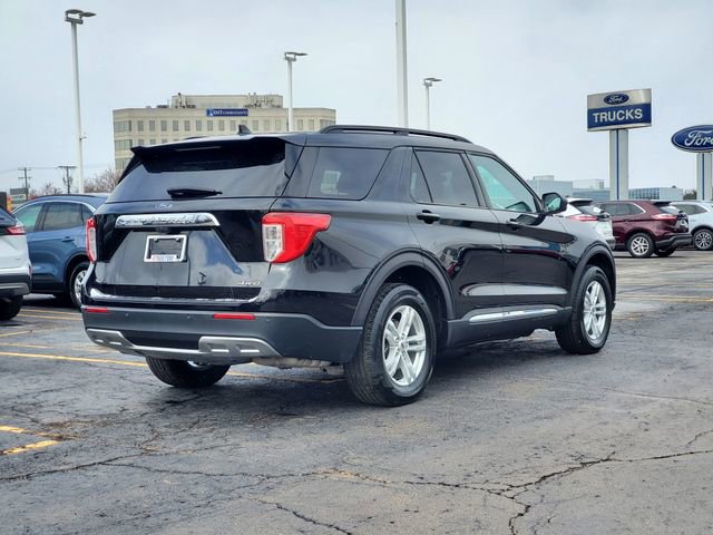 Certified 2023 Ford Explorer XLT w/ Equipment Group 202A image 3
