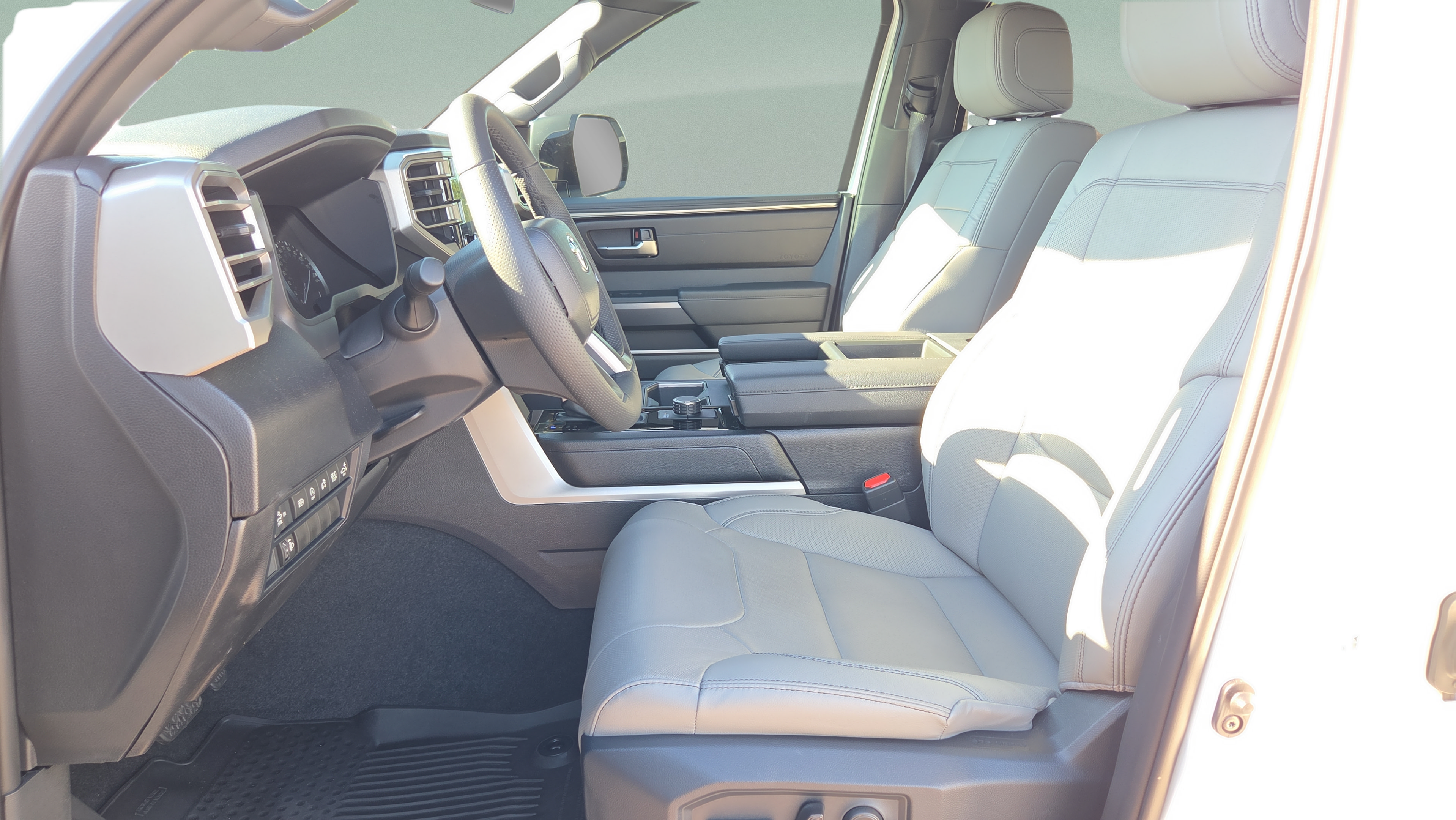 Certified 2026 Toyota Tundra SR5 w/ SR5 Premium Package RWD image 10