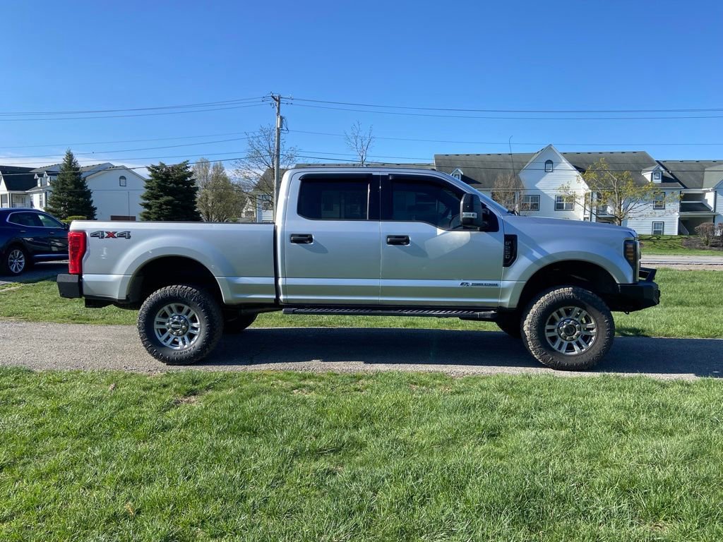 Used 2019 Ford F250 XLT AWD/4WD image 6