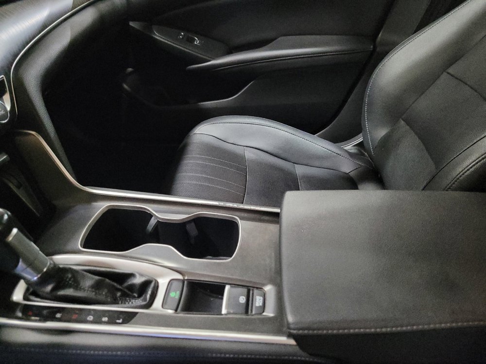 Used 2019 Honda Accord EX-L image 26