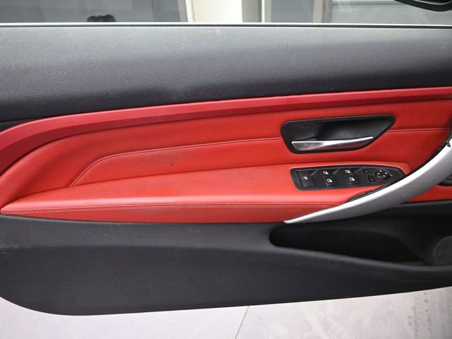 Used 2014 BMW 435i Convertible image 12