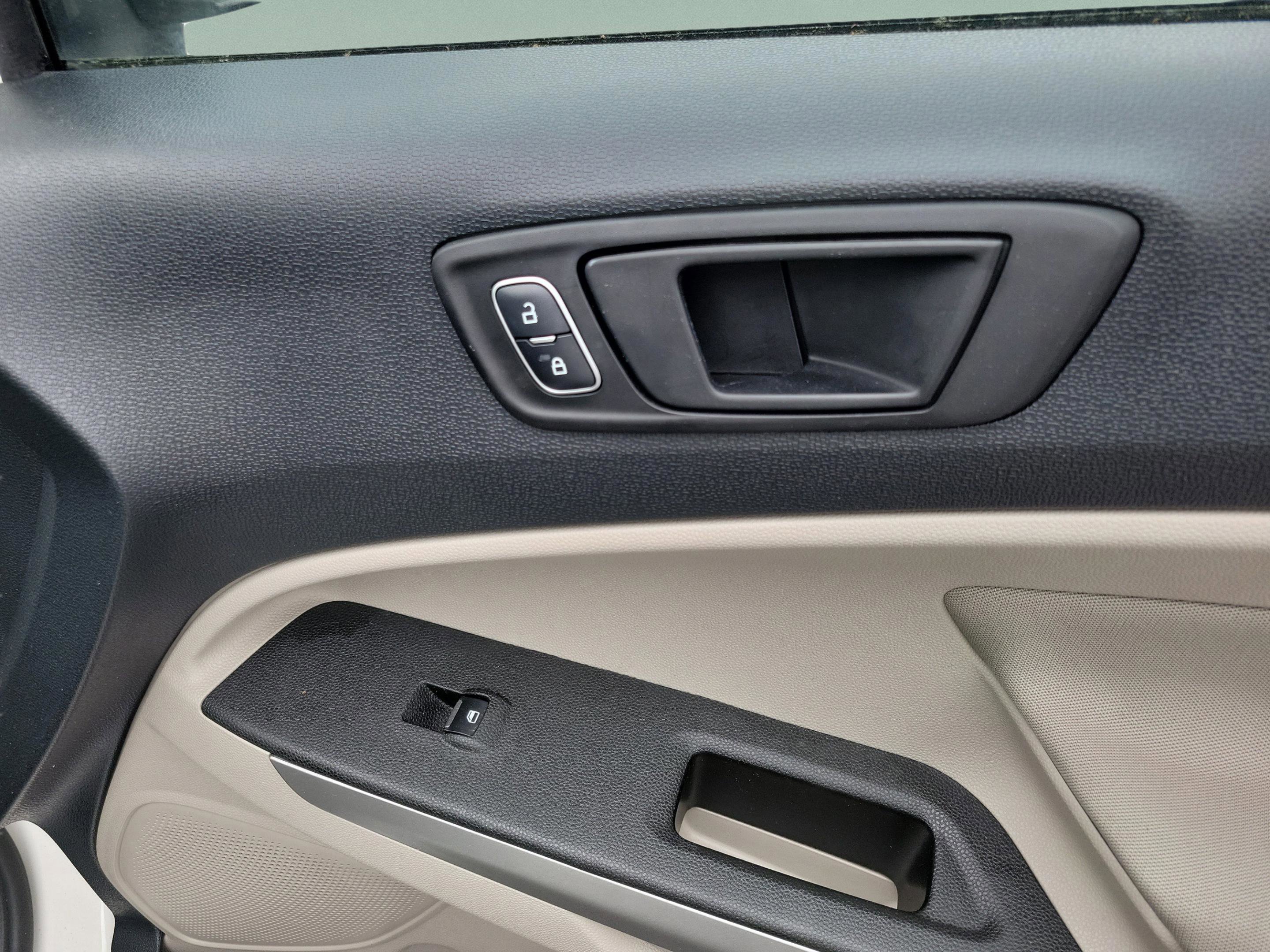 Used 2018 Ford EcoSport S image 29