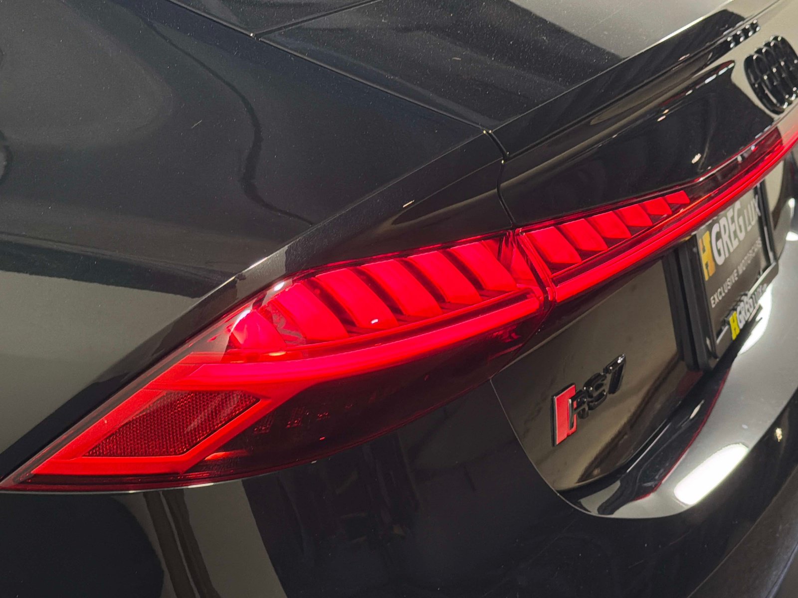 Used 2025 Audi RS 7 Performance AWD/4WD image 17