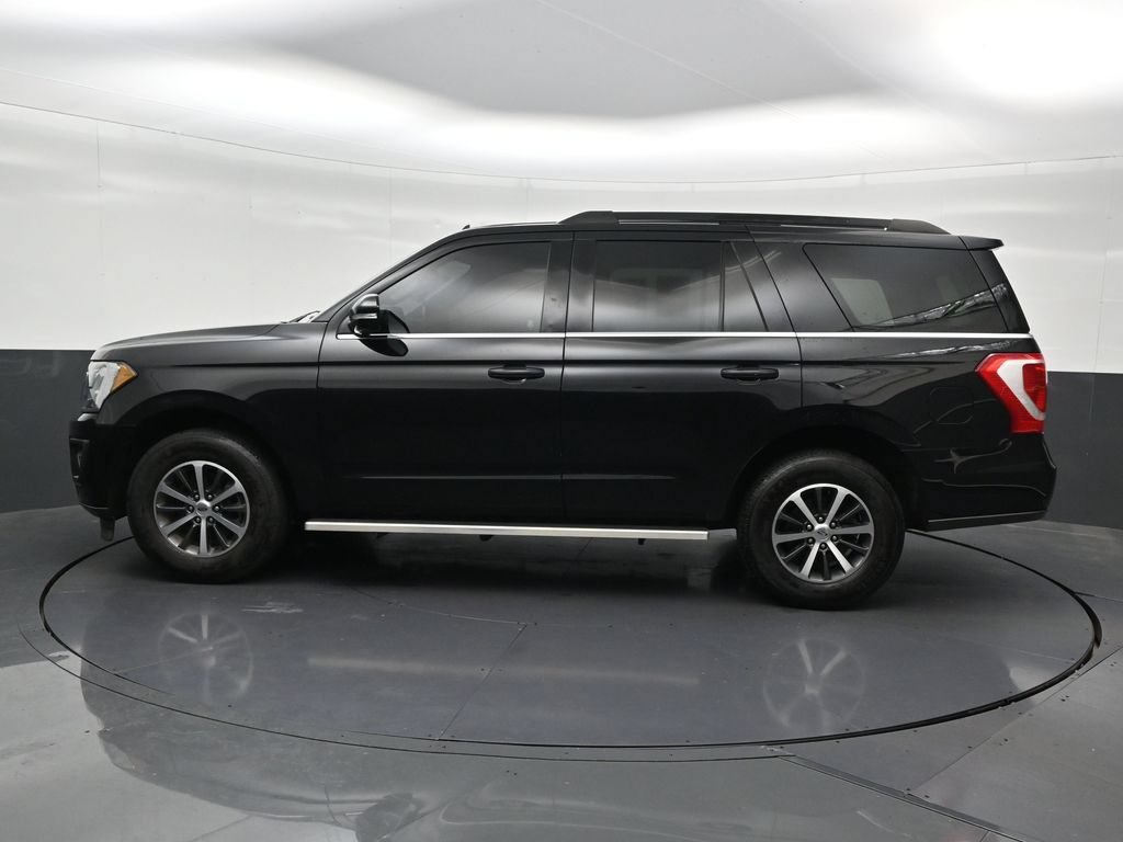 Used 2020 Ford Expedition XLT w/ Equipment Group 201A RWD image 2