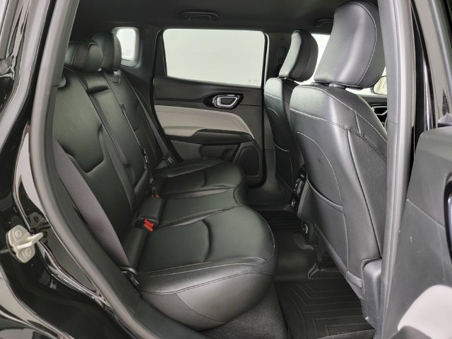 Used 2024 Jeep Compass Limited AWD/4WD image 17