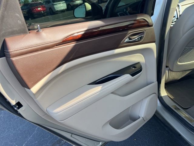 Used 2015 Cadillac SRX Luxury w/ Driver Awareness Package image 12