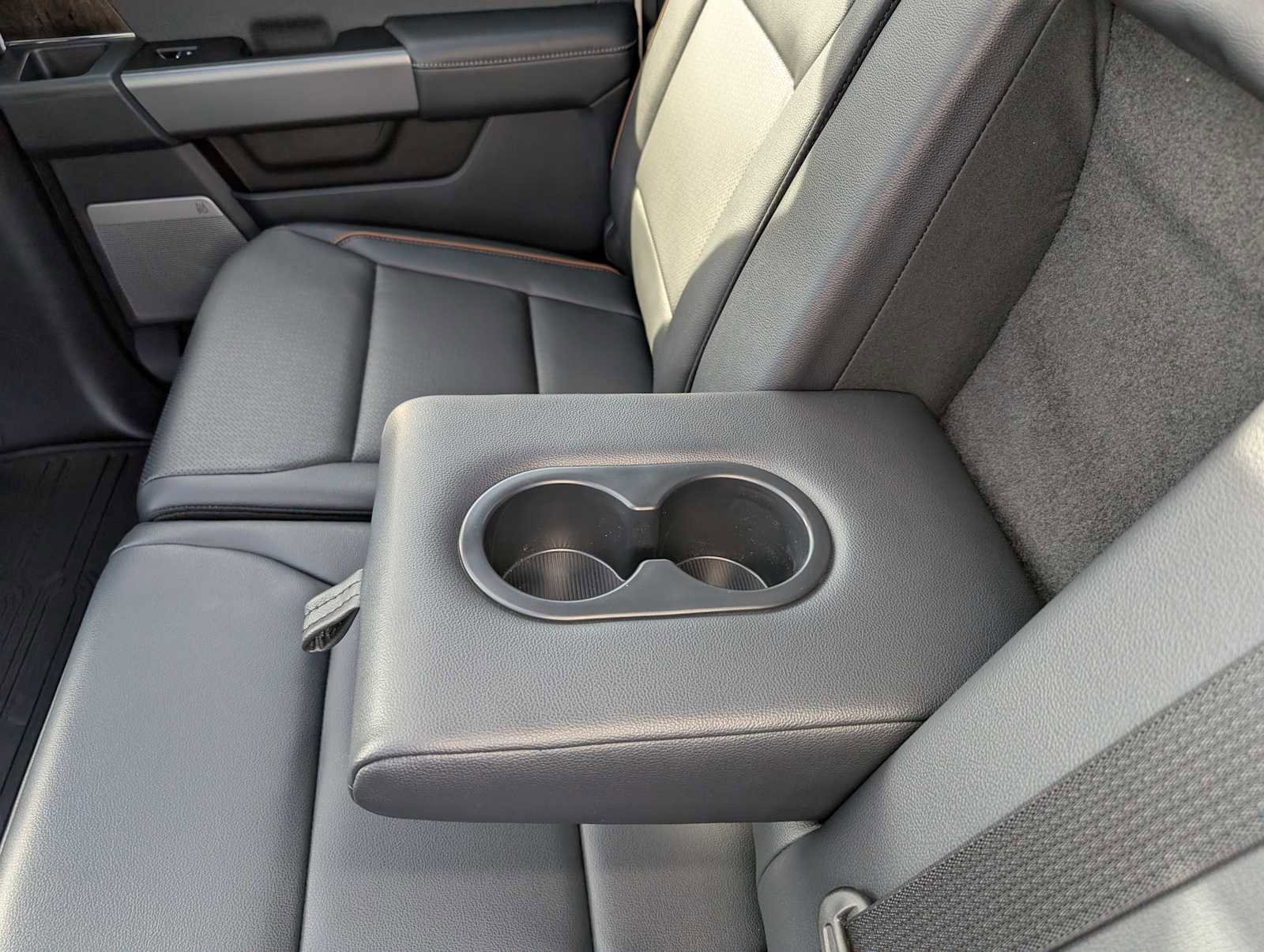 New 2026 Ford F350 Lariat image 17