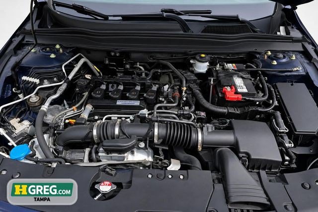 Used 2018 Honda Accord Touring image 18