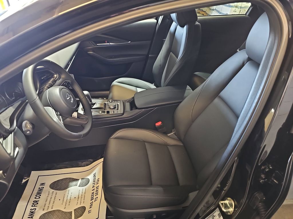 New 2026 MAZDA CX-30 AWD 2.5 S w/ Select Sport Pkg image 16