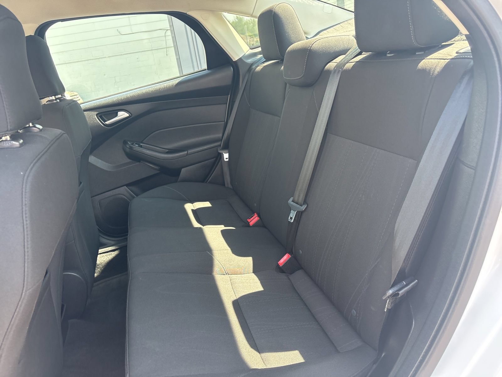 Used 2017 Ford Focus SE FWD image 12