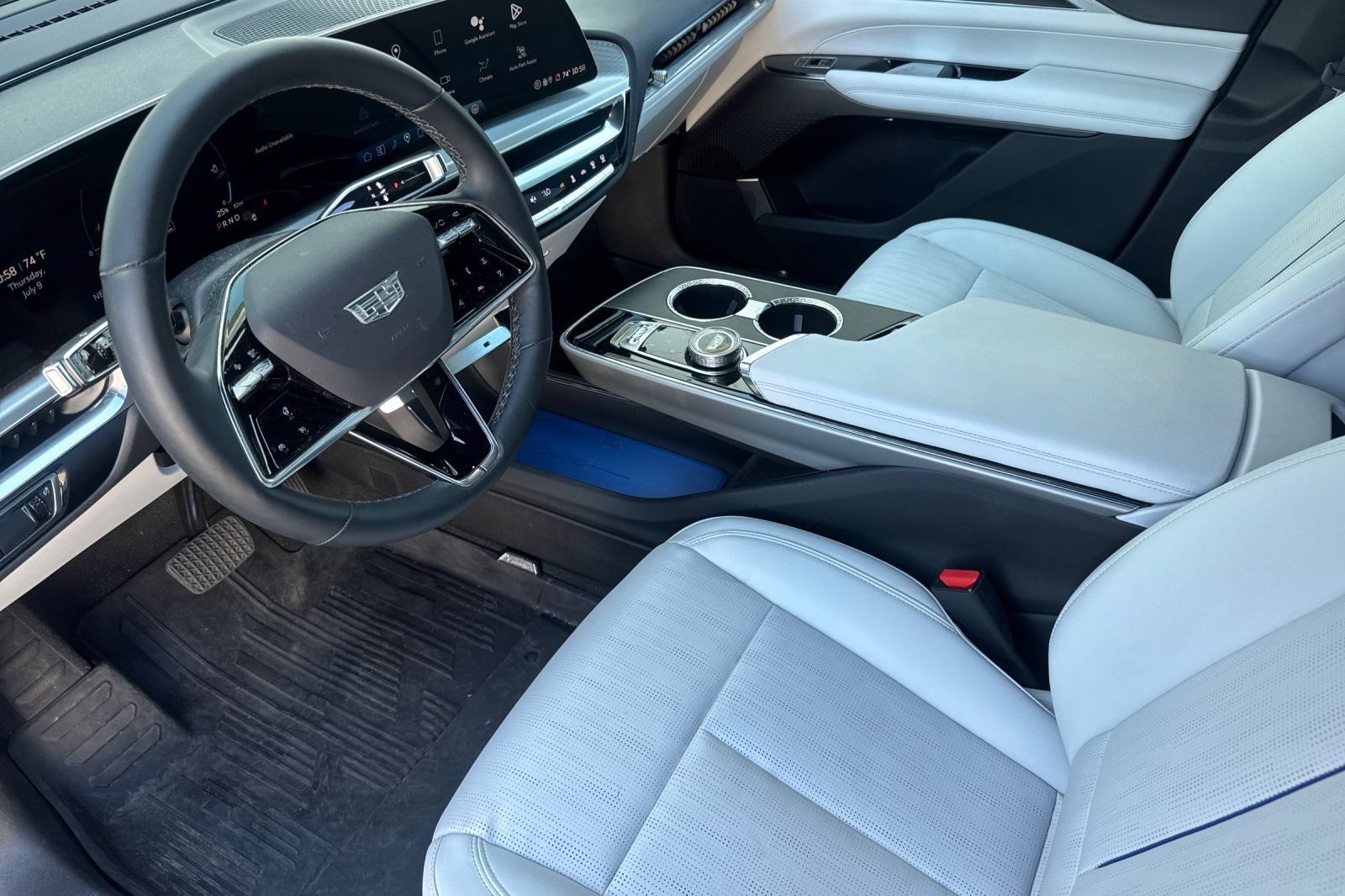 Certified 2024 Cadillac Lyriq Sport w/ LPO, Floor Liner Package RWD image 9