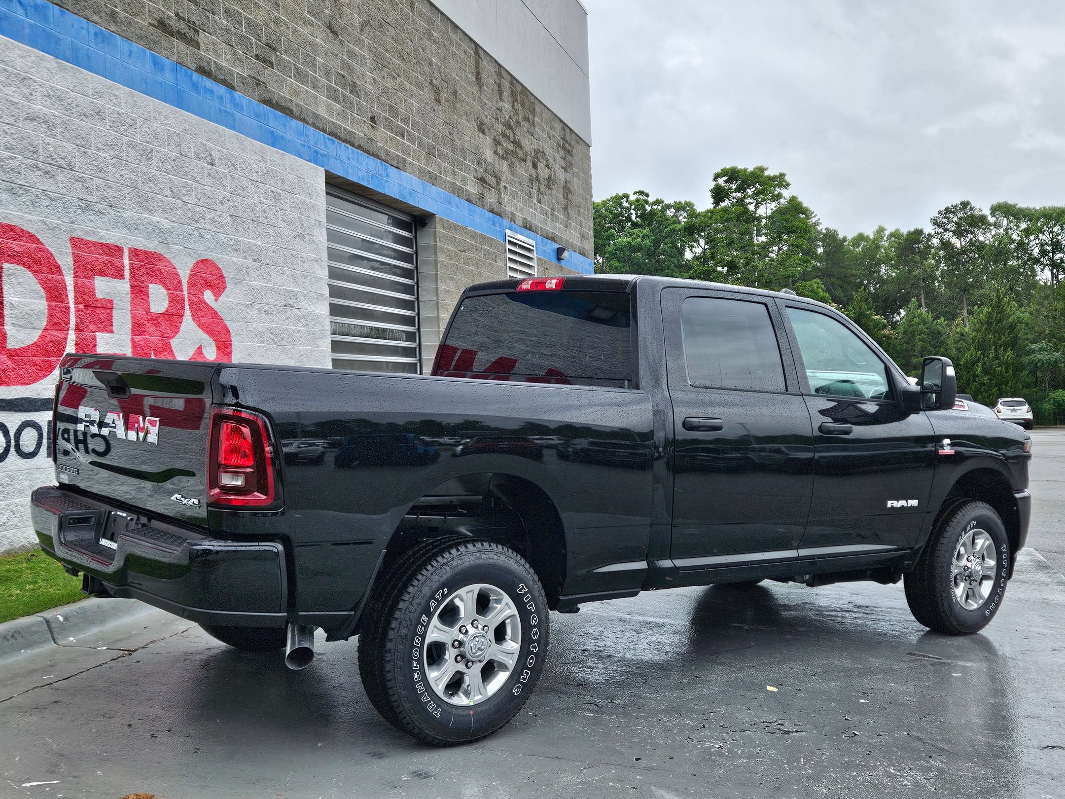 New 2026 RAM 2500 Big Horn AWD/4WD image 7