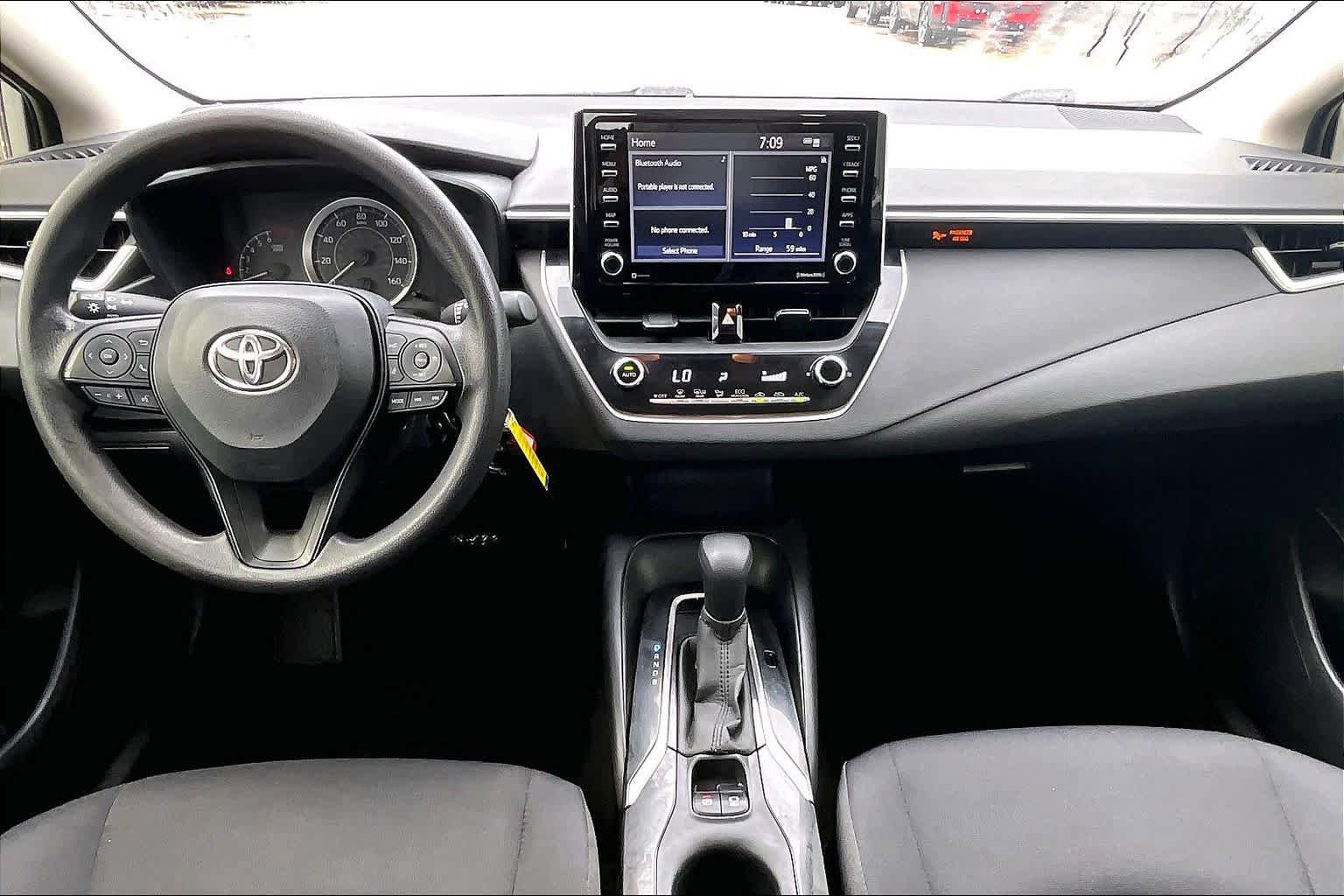 Used 2021 Toyota Corolla LE FWD image 14