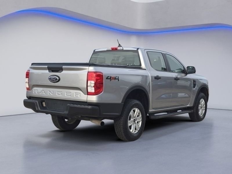 Used 2024 Ford Ranger XL image 3