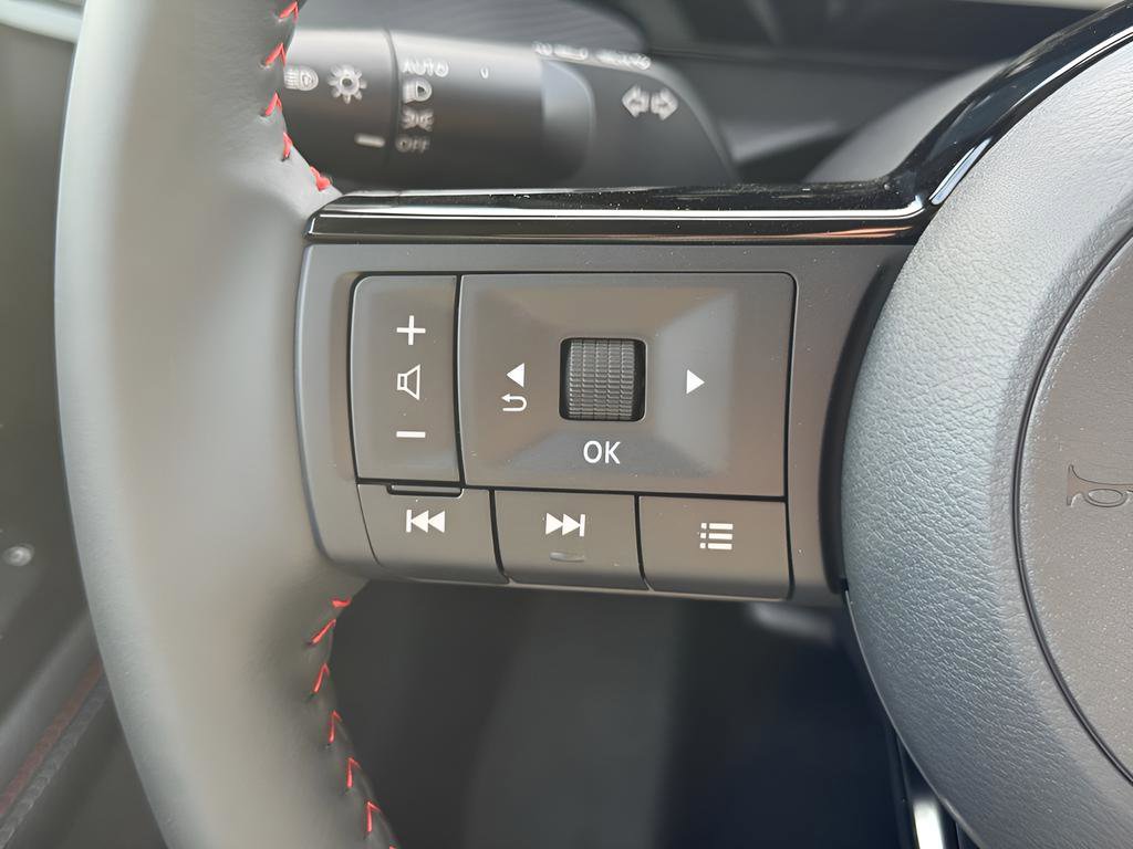 New 2026 Nissan Kicks SR w/ Cold Weather Package AWD/4WD image 20