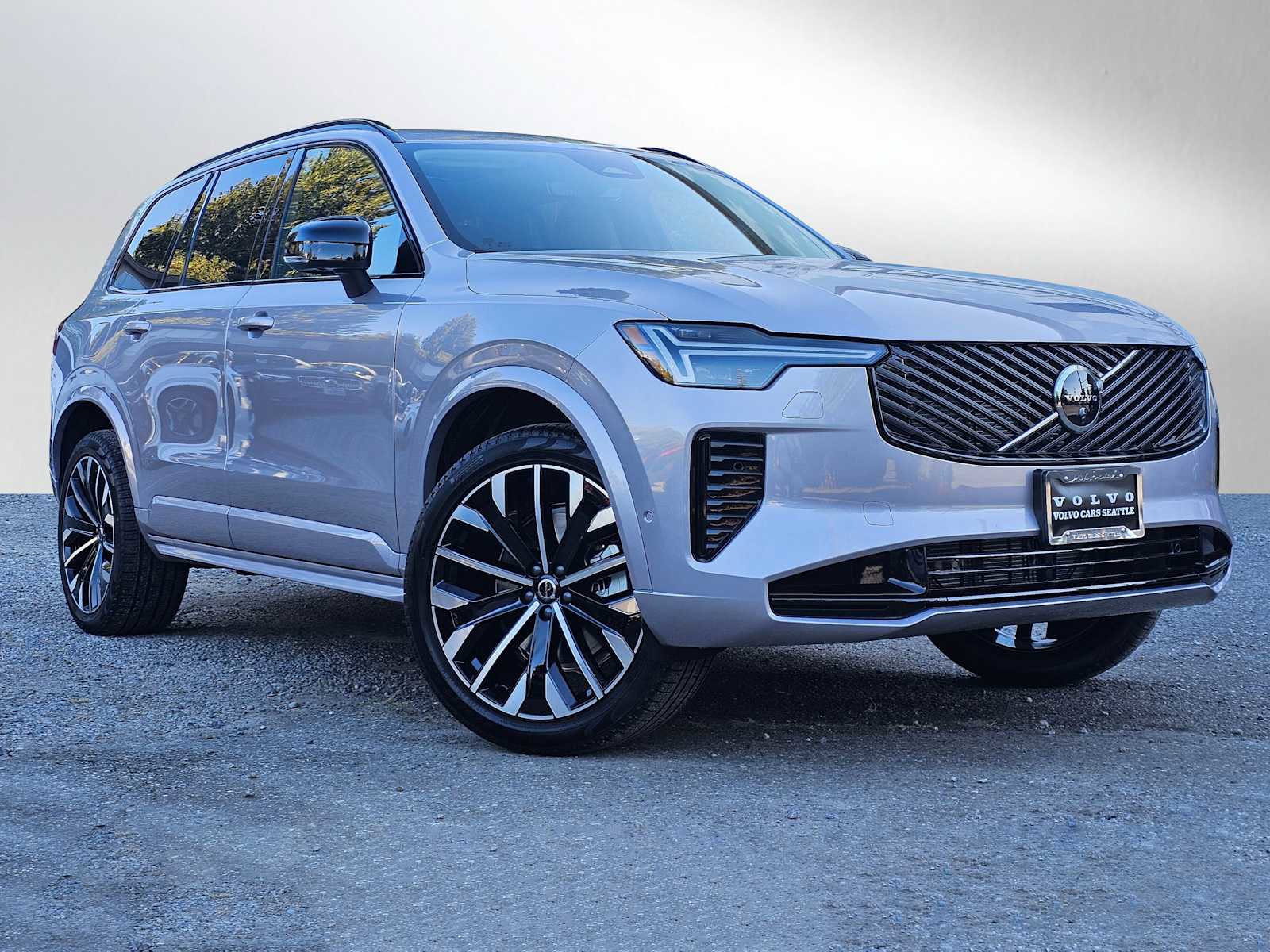 New 2026 Volvo XC90 B6 Ultra w/ Protection Package image 1