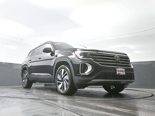 Used 2025 Volkswagen Atlas SE AWD/4WD image 50
