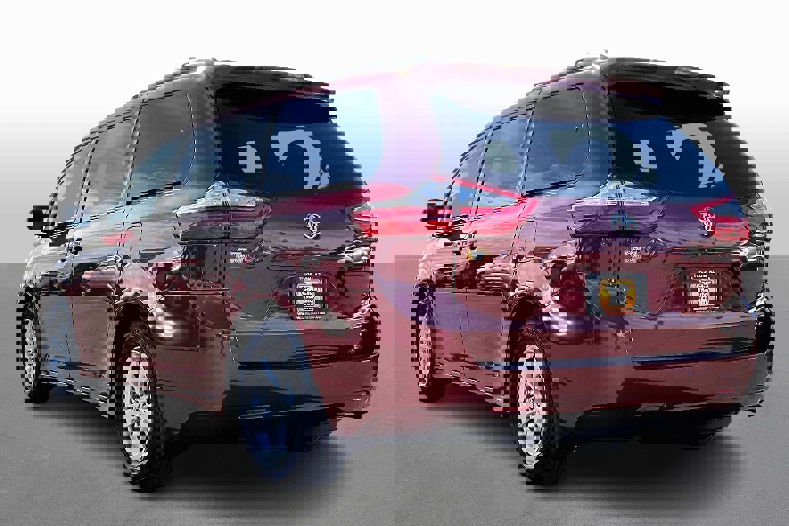 Used 2018 Toyota Sienna LE image 11