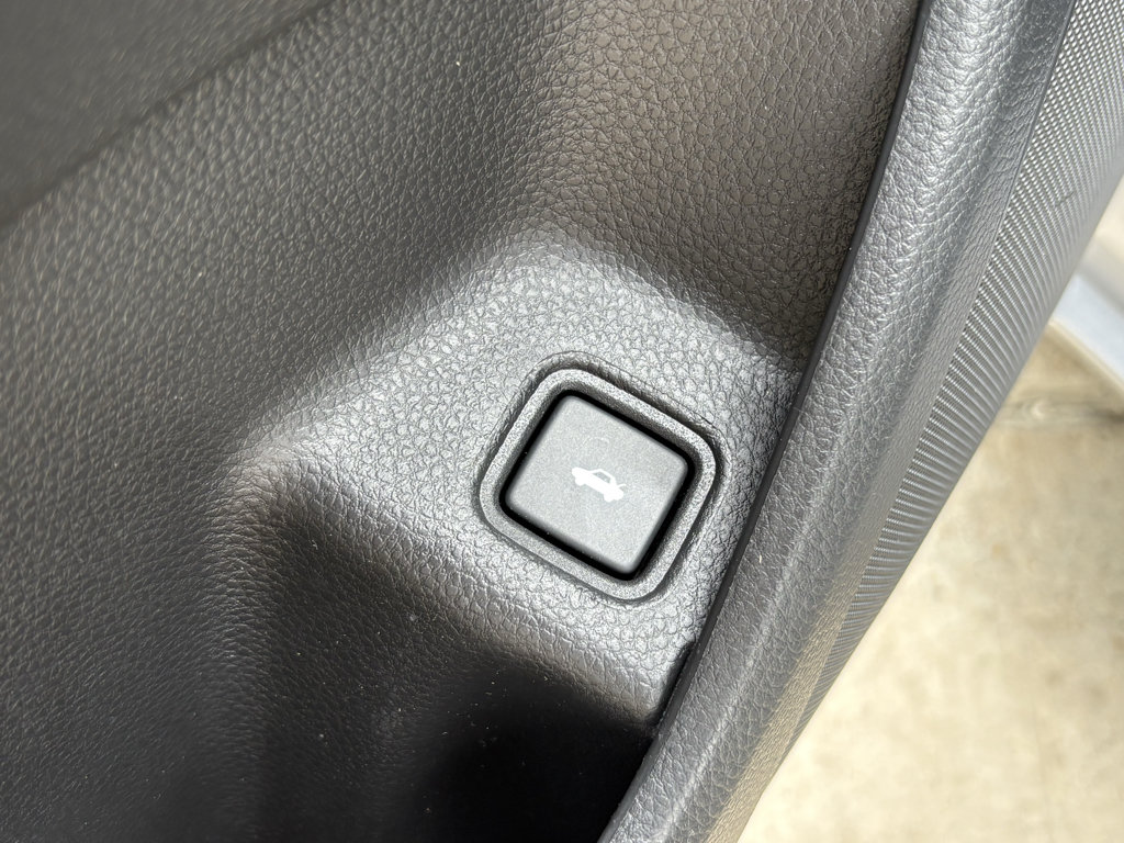 Used 2021 Honda Accord Sport image 12