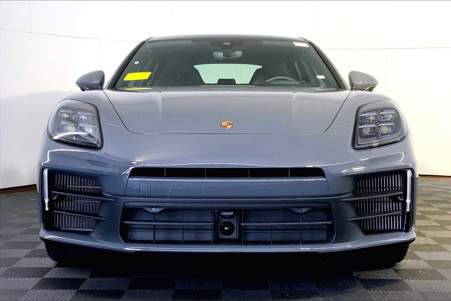 New 2026 Porsche Panamera 4 image 10