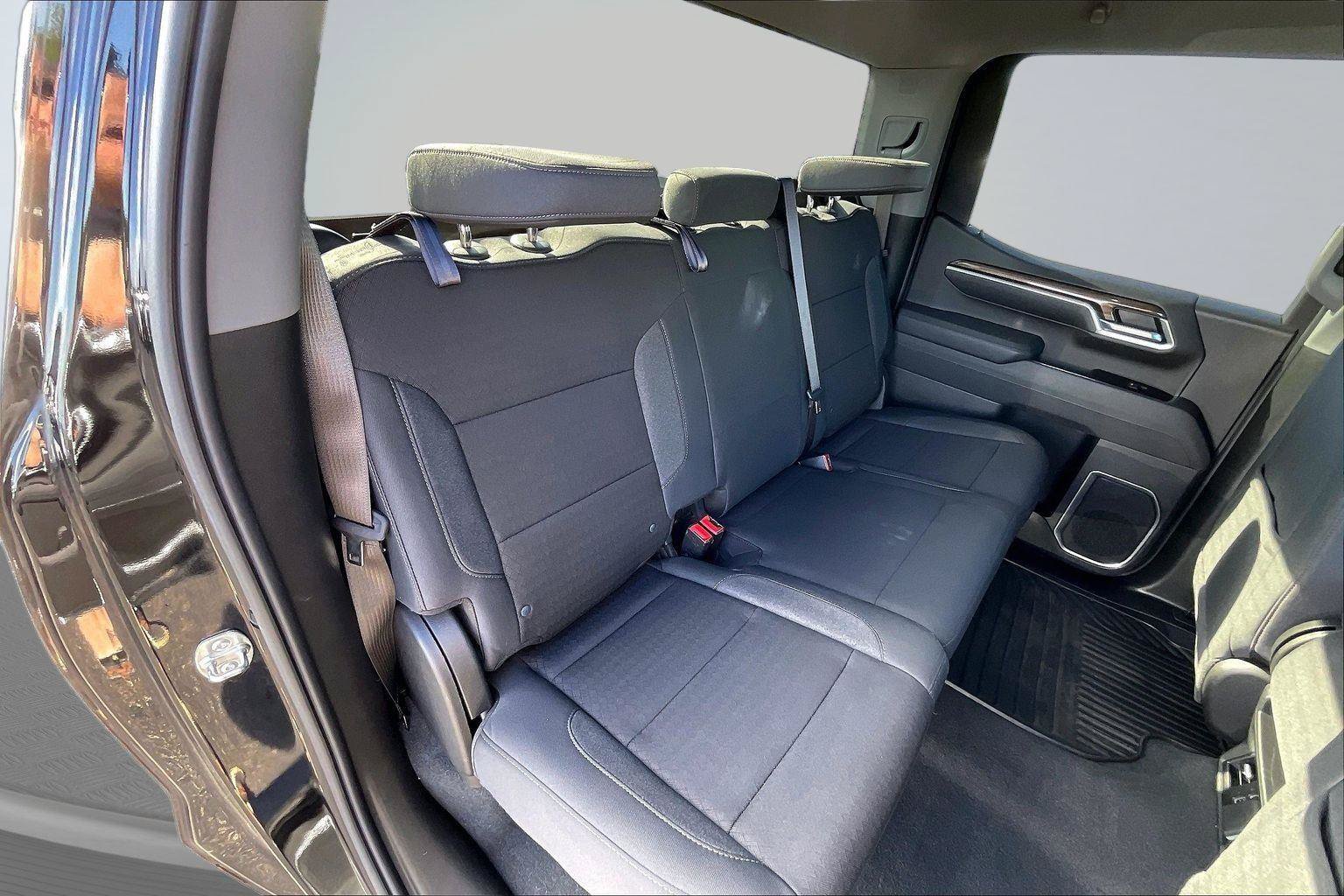 Used 2026 Chevrolet Silverado 1500 RST AWD/4WD image 26