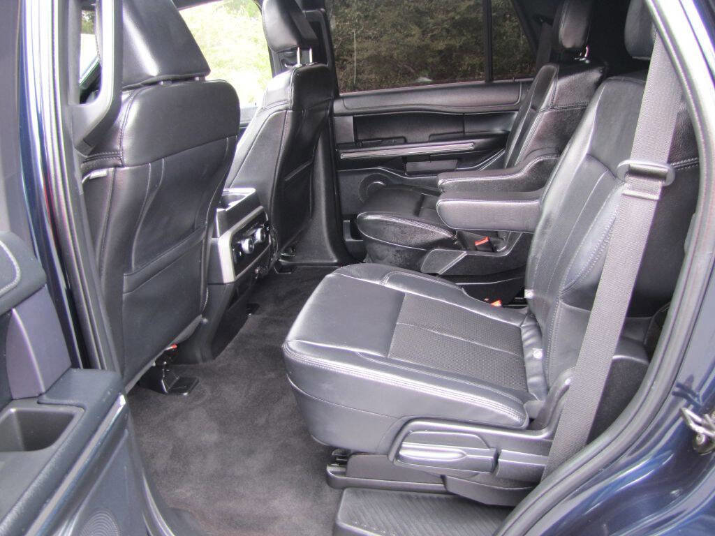 Used 2021 Ford Expedition XLT RWD image 18