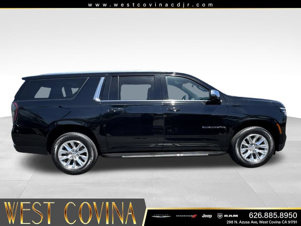 Used 2025 Chevrolet Suburban Premier AWD/4WD image 12
