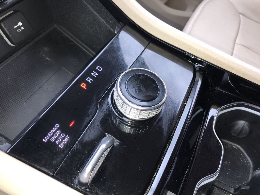 Used 2022 Jeep Grand Cherokee L Limited w/ Luxury Tech Group II image 20