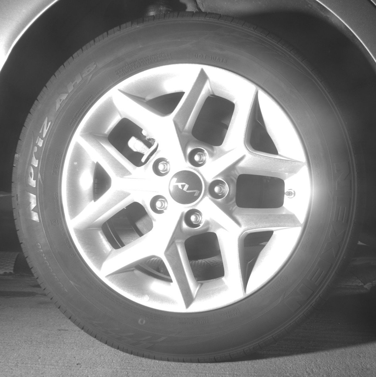 Used 2025 Kia Soul LX w/ LX Technology Package FWD image 15
