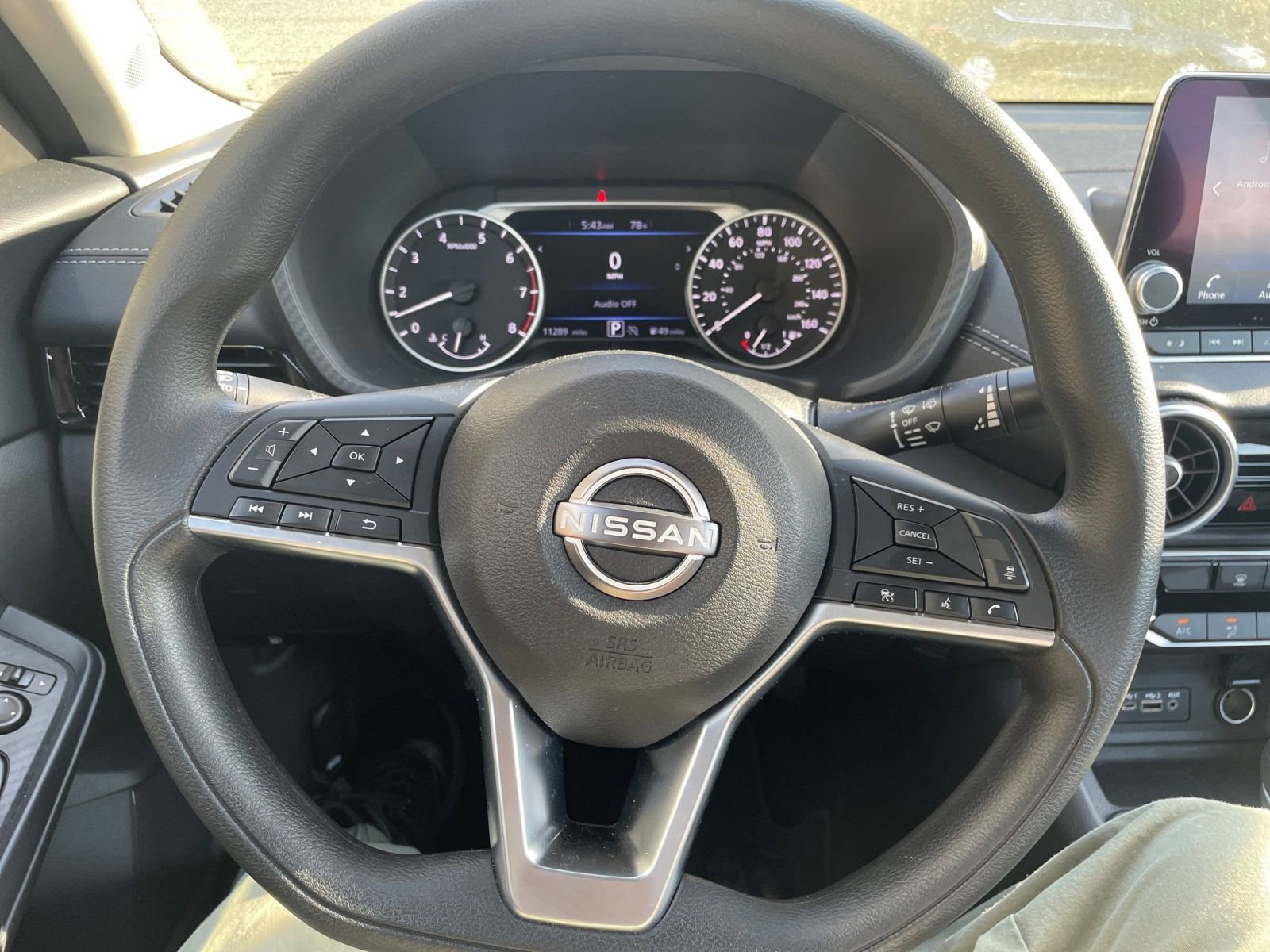 Used 2025 Nissan Sentra SV image 25