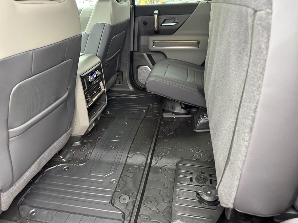 New 2025 GMC Hummer EV 2X w/ LPO, Dark Essentials Package image 28
