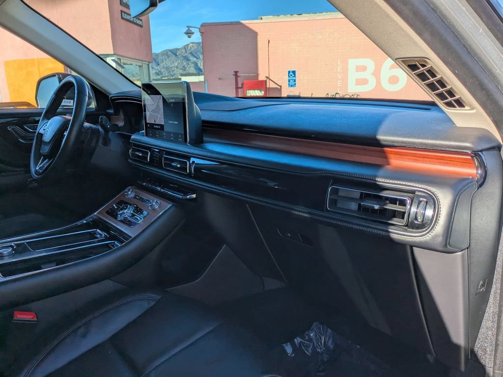 Used 2024 Lincoln Aviator Reserve AWD/4WD image 34