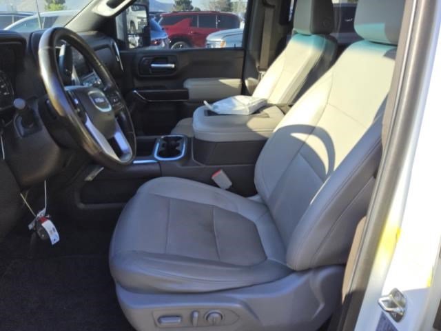 Used 2021 GMC Sierra 3500 SLT w/ SLT Convenience Package AWD/4WD image 17