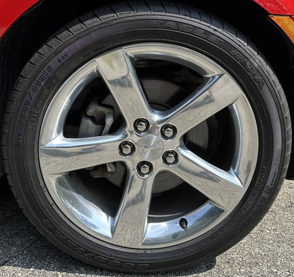 Used 2006 Pontiac Solstice Convertible w/ Premium Package RWD image 15