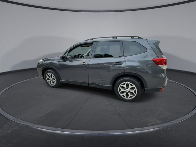 Certified 2023 Subaru Forester Premium AWD/4WD image 5