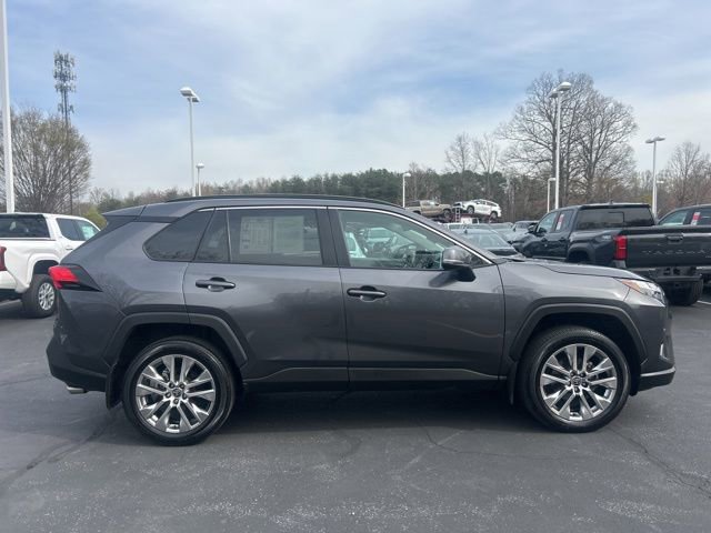 Used 2024 Toyota RAV4 XLE Premium image 4