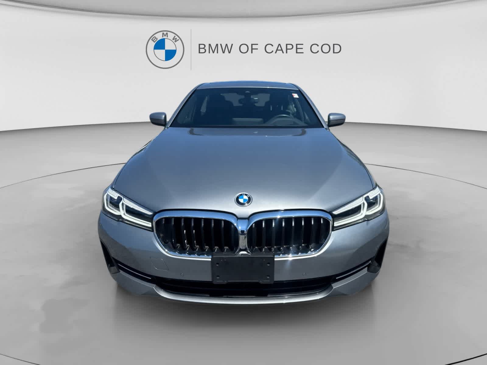 Used 2023 BMW 530i xDrive w/ Premium Package AWD/4WD image 3