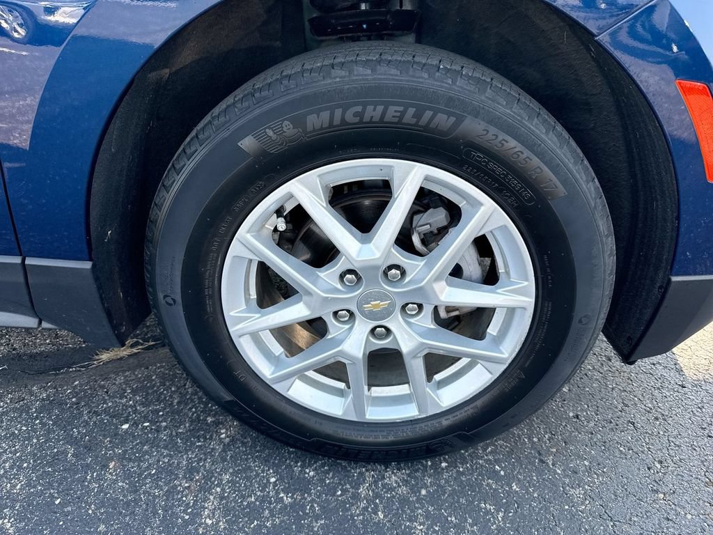 Used 2023 Chevrolet Equinox LT FWD image 10