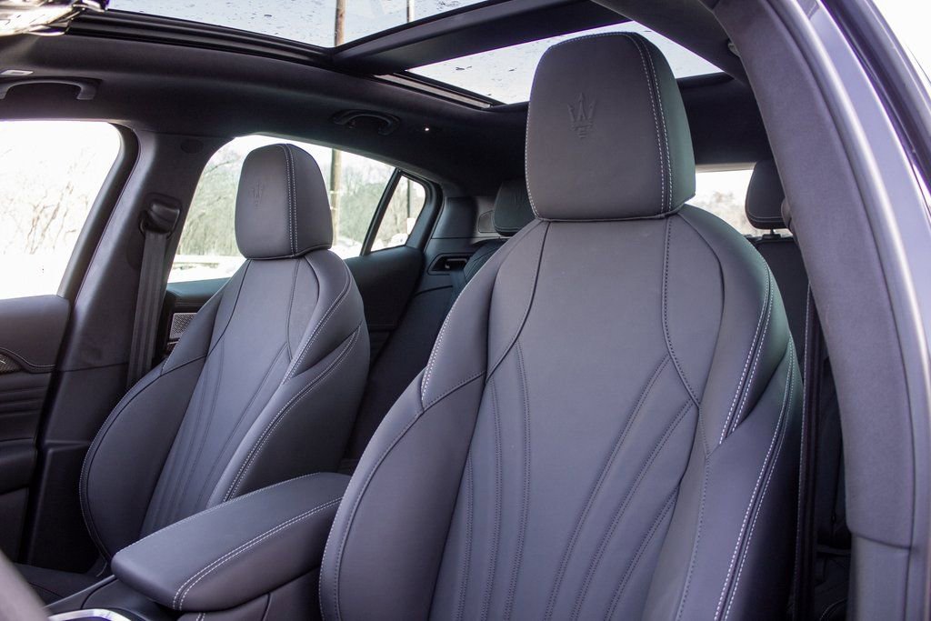 New 2026 Maserati Grecale Modena image 12