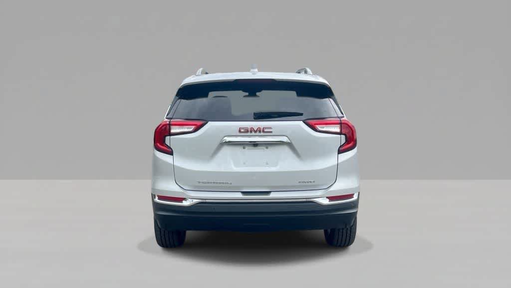 Used 2022 GMC Terrain SLT w/ Infotainment Package II AWD/4WD image 6