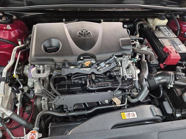 Used 2018 Toyota Camry LE FWD image 28