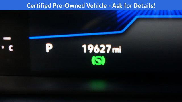 Certified 2024 Volkswagen Taos SE image 14