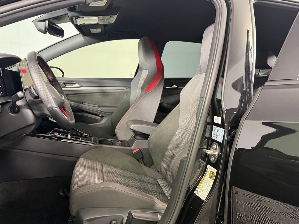 Used 2025 Volkswagen GTI S image 19