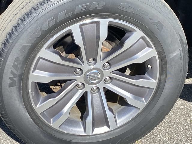 Used 2019 Nissan Titan SL AWD/4WD image 30